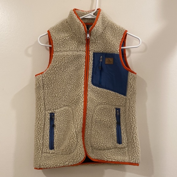 Eddie Bauer Jackets & Blazers - Eddie Bauer- Fur Vest. Size XS.
